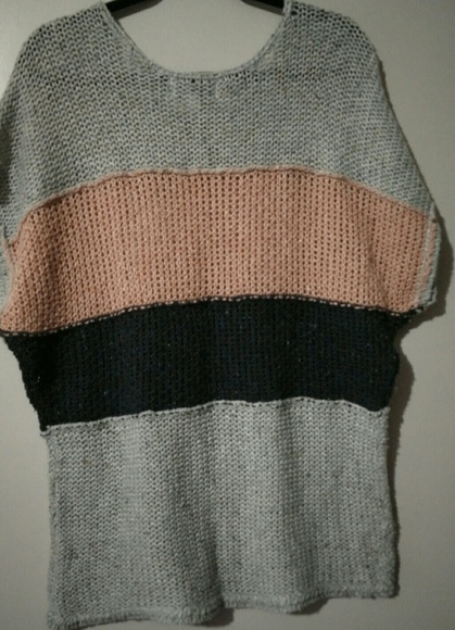 WILDFOX Open Knit Sweater Gray Pink Small - Picture 2 of 4